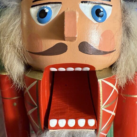 VTG Erzgebirge Rothenthal King Nutcracker 106233 Collectible With Box 12” German - Picture 3 of 16